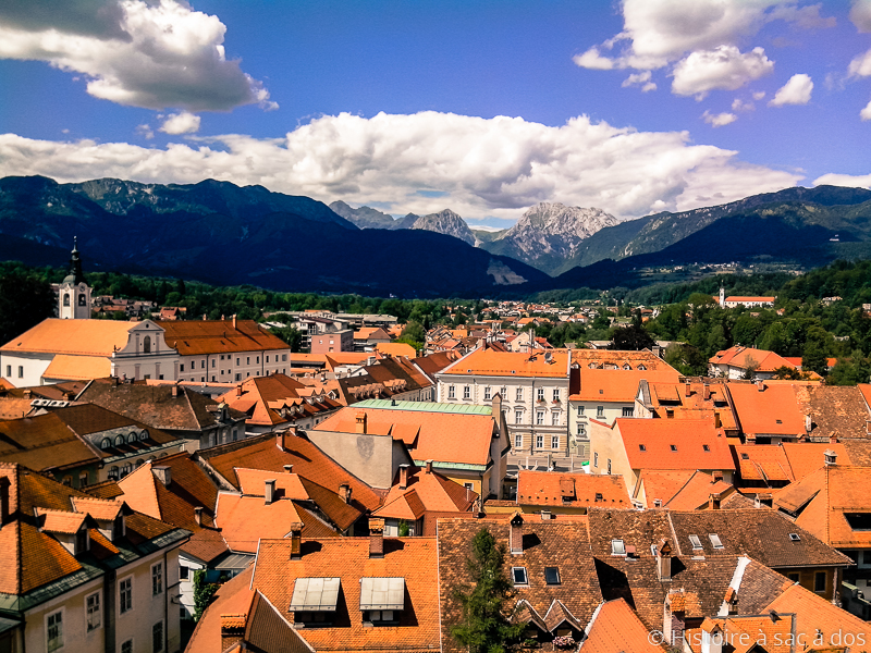 Vue de la ville de Kamnik en Slovénie