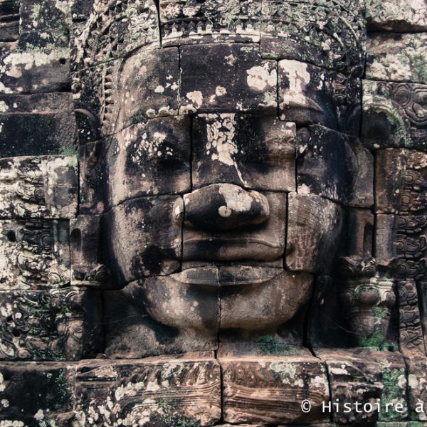 Tours à quatre visages du temple Bayon - Angkor Thom - Jayavarma VII