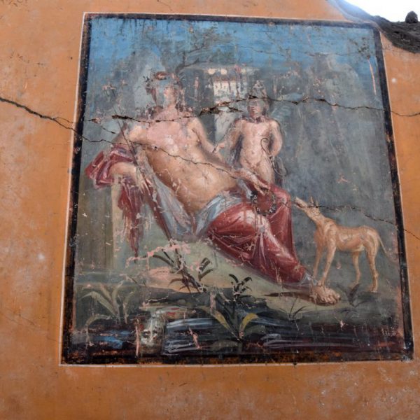 Fresque de Narcisse excavée à Pompéi